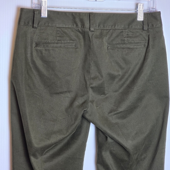 Talbots Women's Brown Signature Straight Leg Stretchy Size 8P Zippered Pockets - Picture 12 of 15